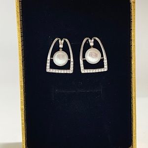 Authentic Freshwater pearl earrings geometric